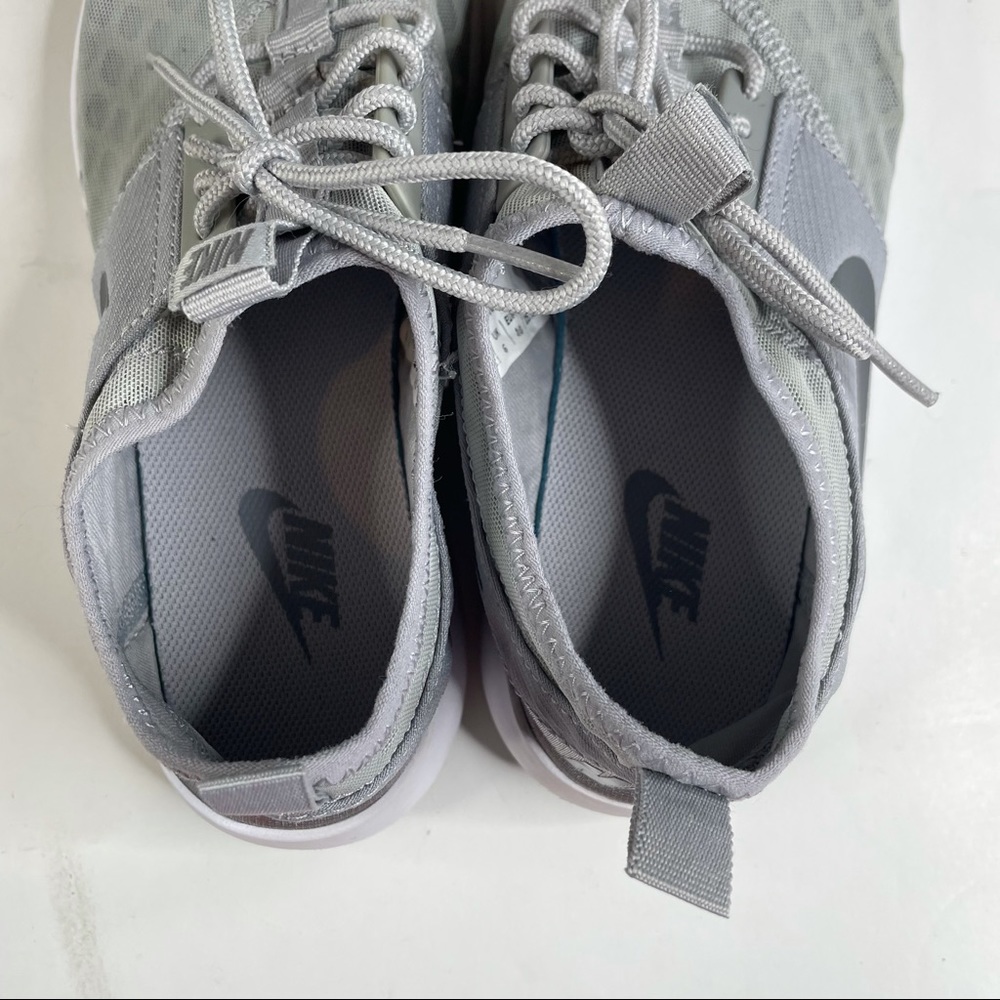 Nike Women’s Juvenate Sneakers Size 8.5 - Picture 6 of 9